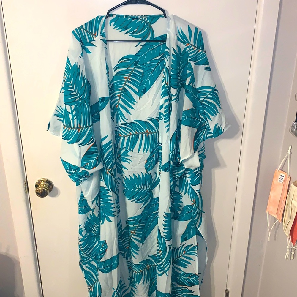 Long palm print kimono